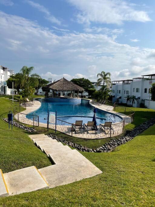 Casa Vacacional Tequesquitengo Villa Ngoại thất bức ảnh